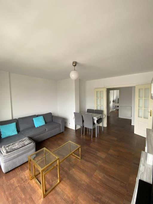 Apartamento Amplio Piso En La Segunda Playa Del Sardinero Con Ascensor Santander
